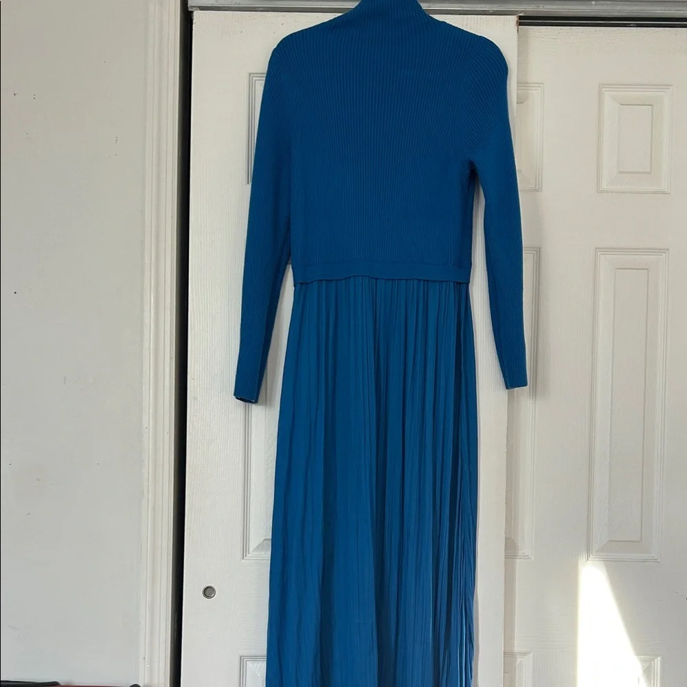 Anthropologie The Thea Long-Sleeve Twofer Petite Maxi Dress in Blue - Picture 7 of 7